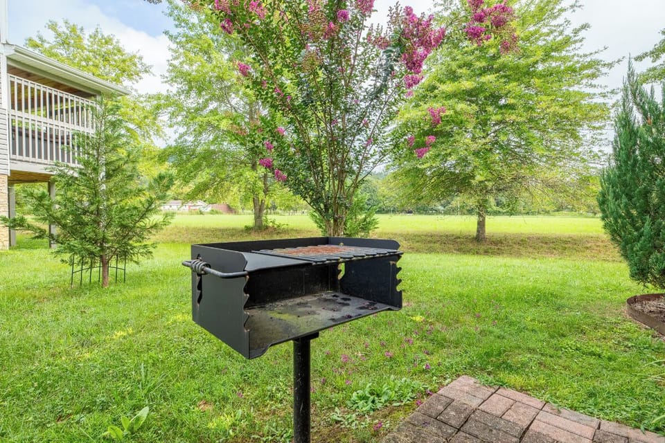 Fabulous Farmhouse's BBQ grill