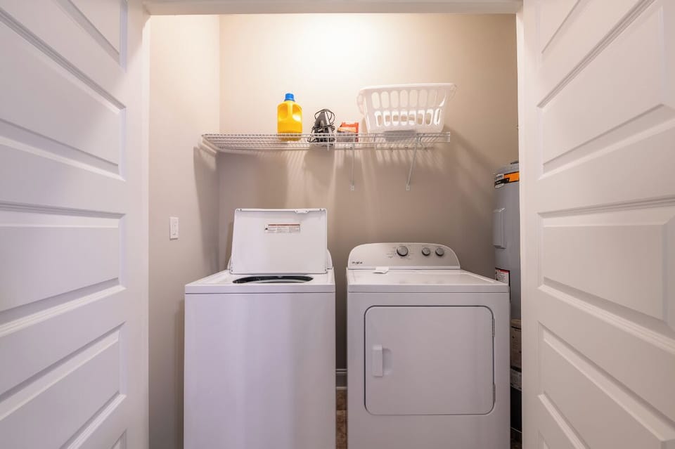 Fabulous Farmhouse's washer and dryer