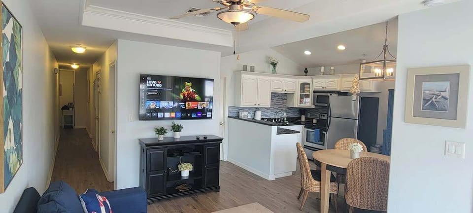 Condo, Multiple Beds, Balcony, Partial Ocean View (Cora Lee Beachview) | Private kitchen | Fridge, microwave, oven, stovetop