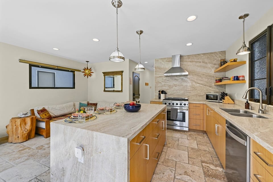 Beautiful gourmet kitchen