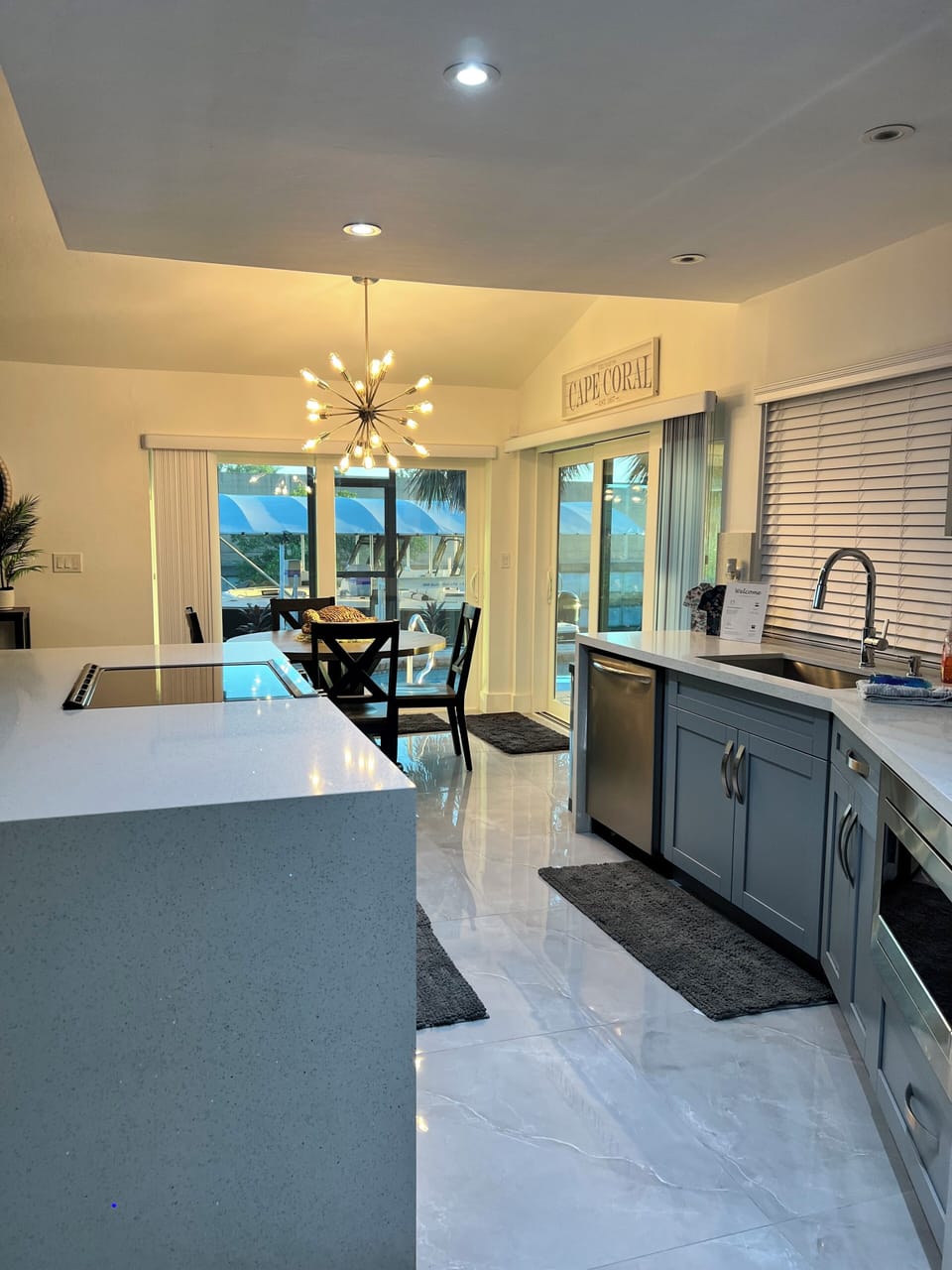 Large spacious Kitchen