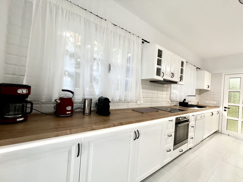 House | 3 bedrooms, soundproofing