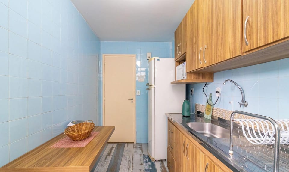 Basic Apartment | Private kitchen