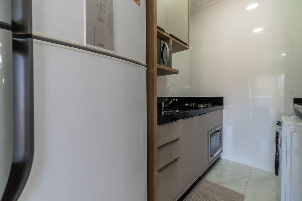 Basic Apartment | Private kitchen | Cookware/dishes/utensils
