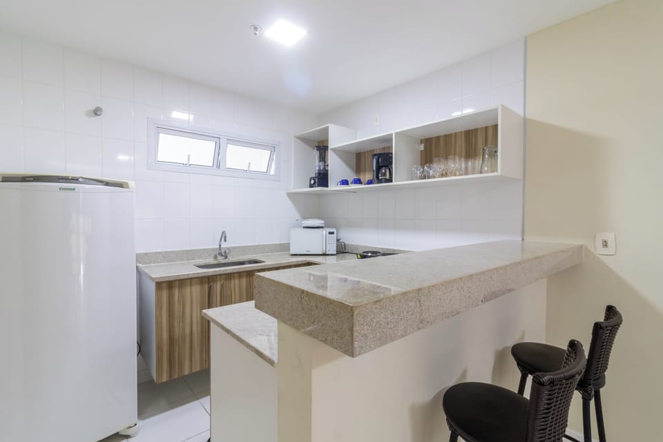 Basic Apartment | Private kitchen | Cookware/dishes/utensils
