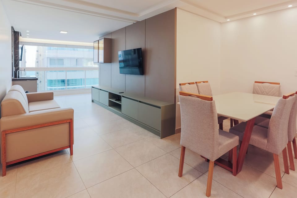 Basic Apartment | Living area | TV