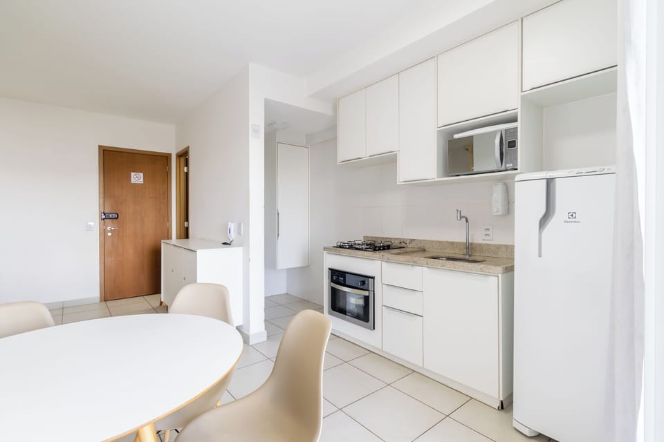 Basic Apartment | Private kitchen | Cookware/dishes/utensils