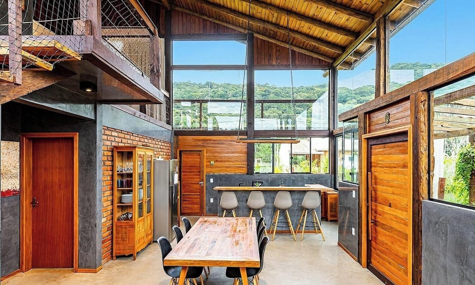 Basic Villa | Dining