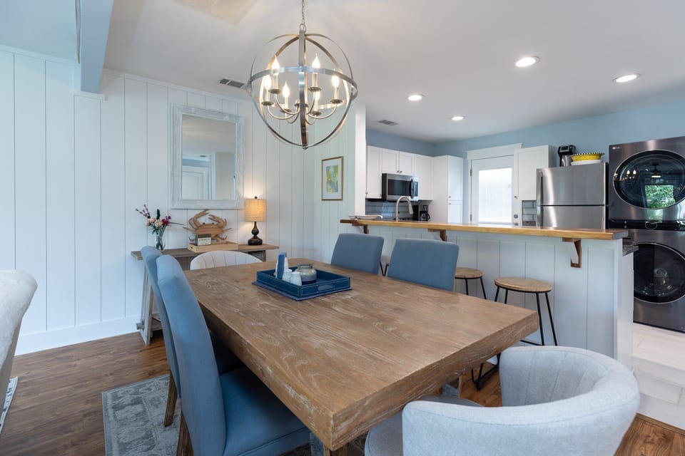 Cozy coastal dining space with rustic charm and modern flair.