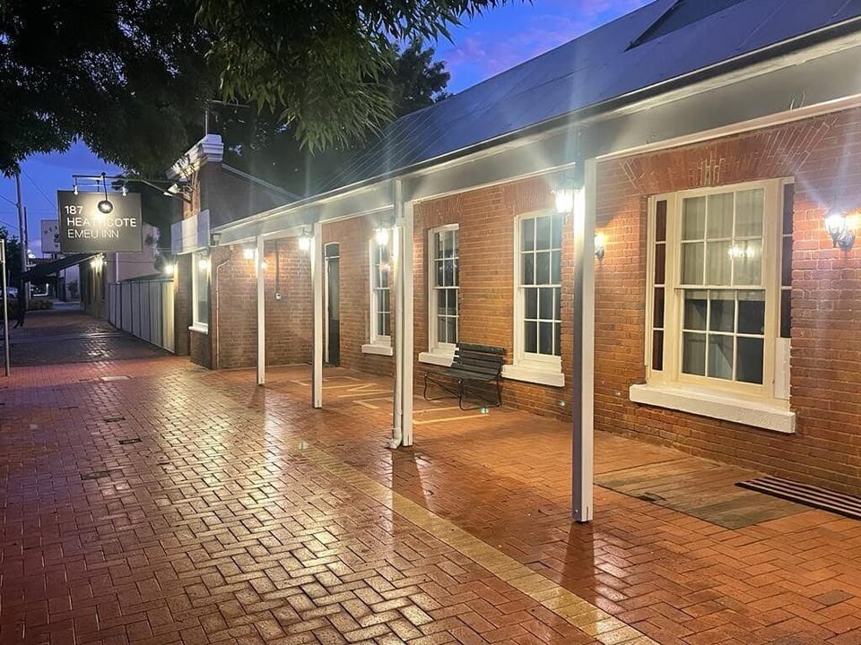 187 Heathcote - Emeu Inn