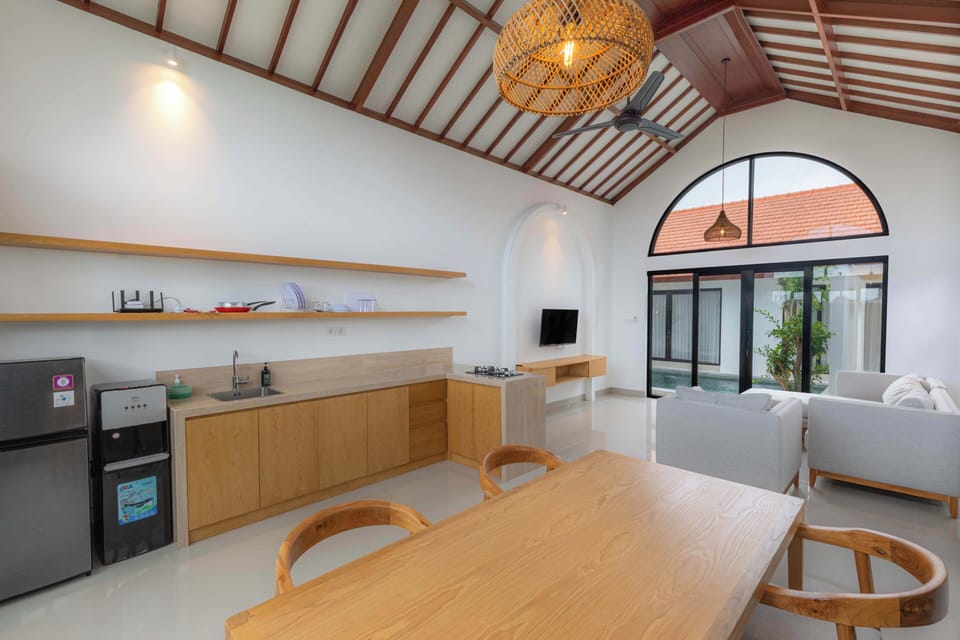 Comfort Villa, 2 Bedrooms, Private Pool | Private kitchen