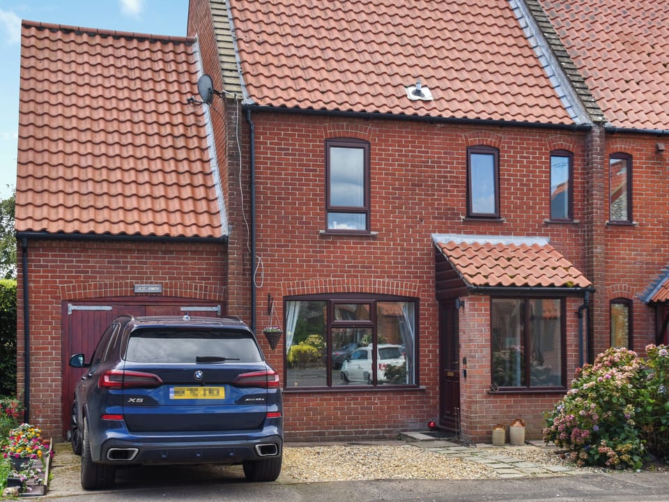 Exterior | Rowan Cottage, Southrepps