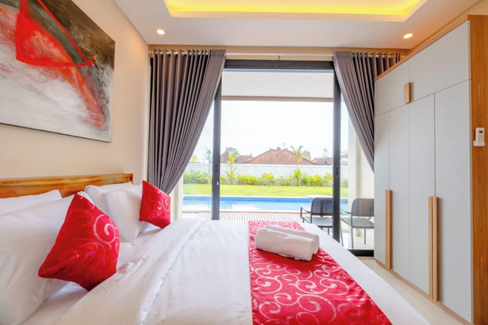 Deluxe Room | Desk, free WiFi