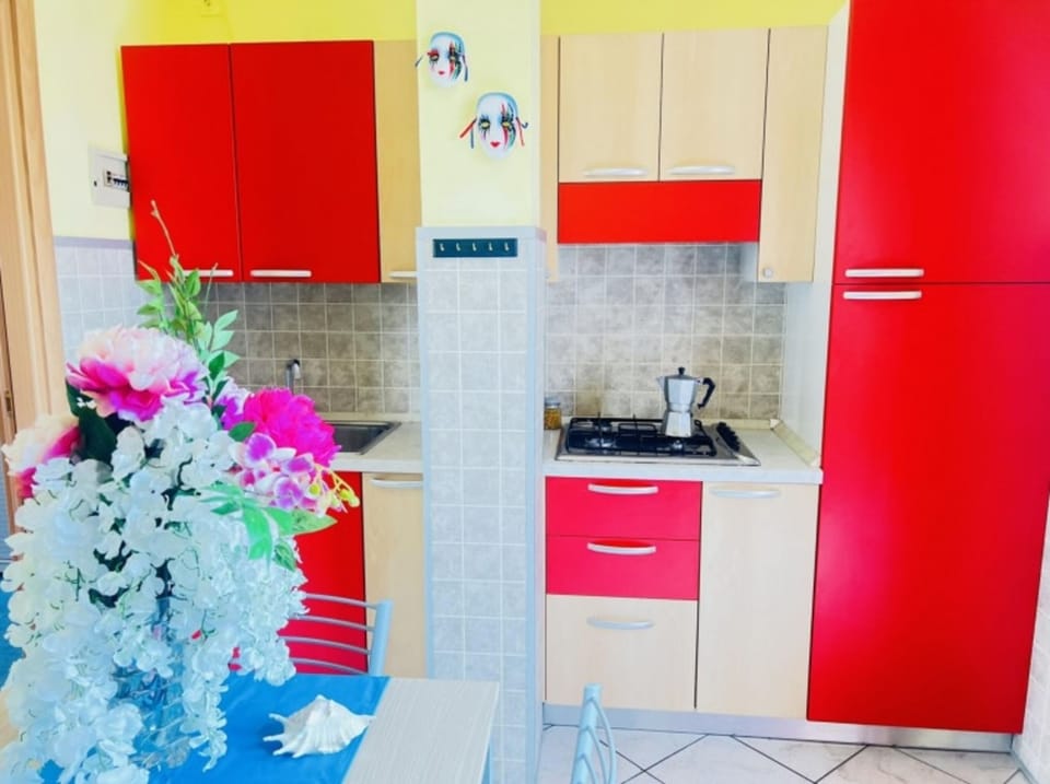 Apartment, 1 Bedroom, Terrace, City View | Interior