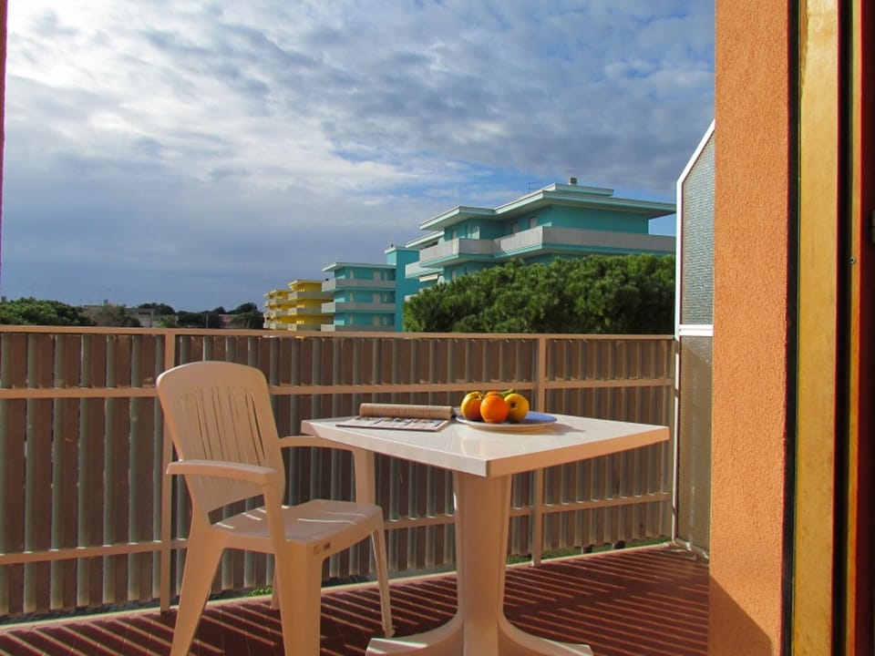 Studio, Balcony | Balcony