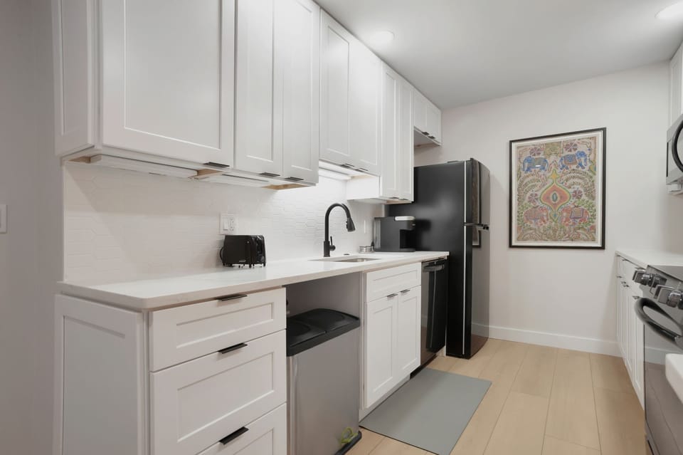 Villa, Multiple Beds, Patio, Garden View (868 Ketch Court) | Private kitchen | Coffee/tea maker