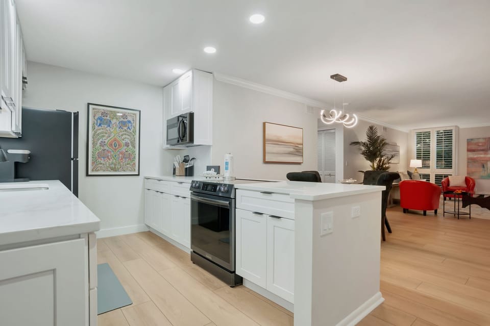 Villa, Multiple Beds, Patio, Garden View (868 Ketch Court) | Private kitchen | Coffee/tea maker
