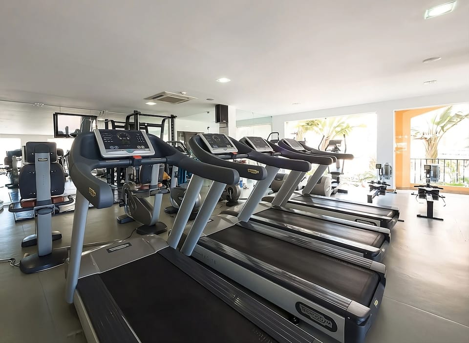 Start your day energized with a full cardio workout.