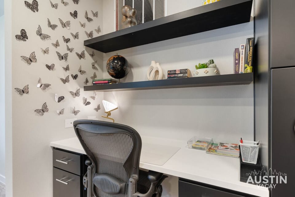 Still gotta work? No problem! Bring your laptop, we’ve got the desk space and Wi-Fi covered.