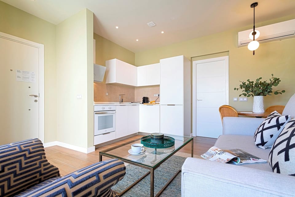 Apartment (1 Bedroom) | Living area | TV
