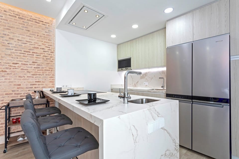 Apartment (2 Bedrooms) | Private kitchen | Fridge, microwave, oven, dishwasher