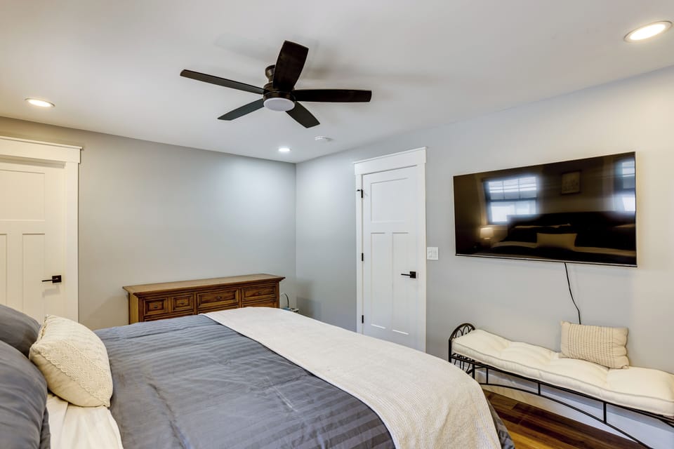 House (4 Bedrooms) | Interior