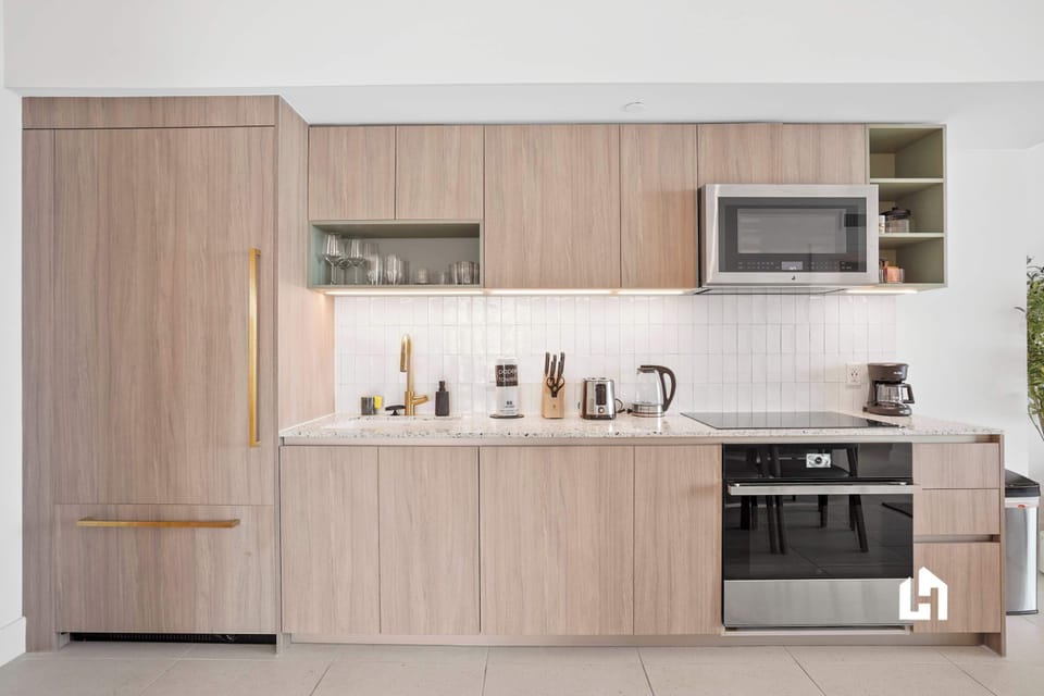 Fully-equipped modern kitchen for all your culinary adventures.