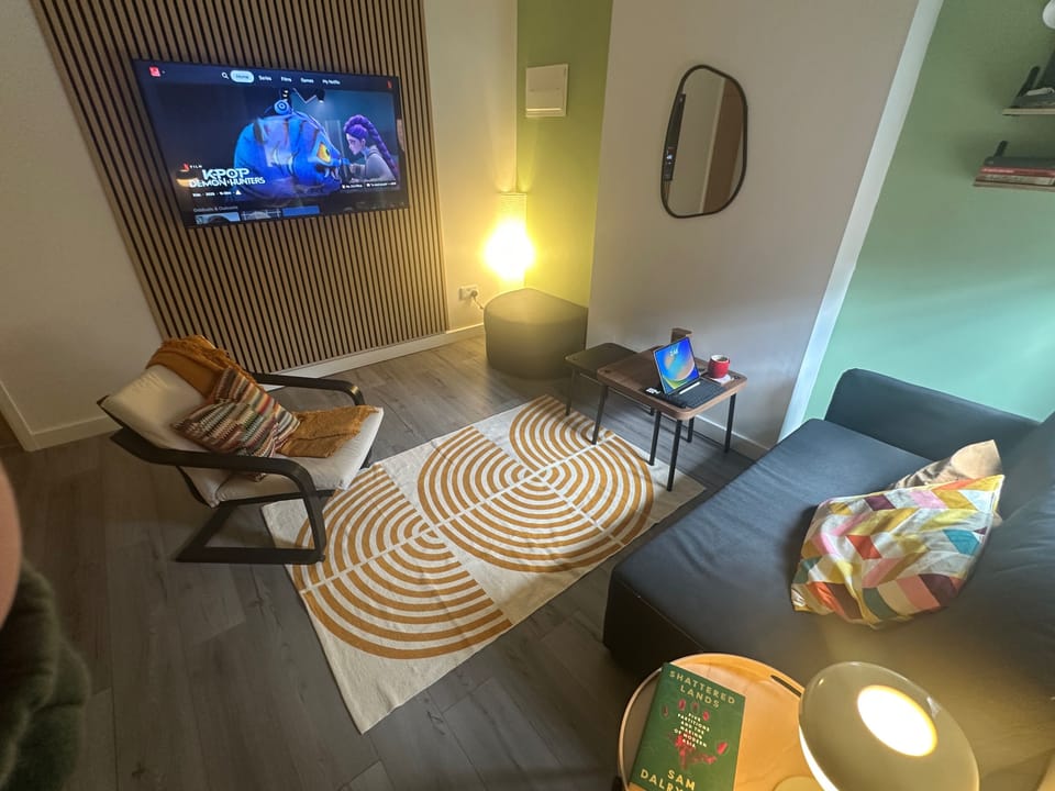 TV