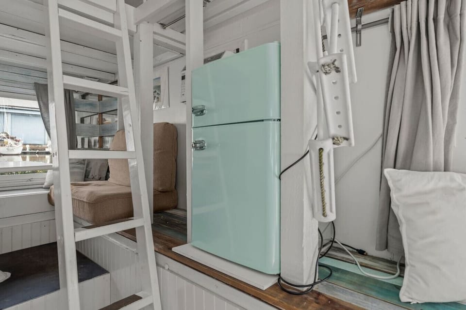 Fridge To Keep Your Beverages Cold!