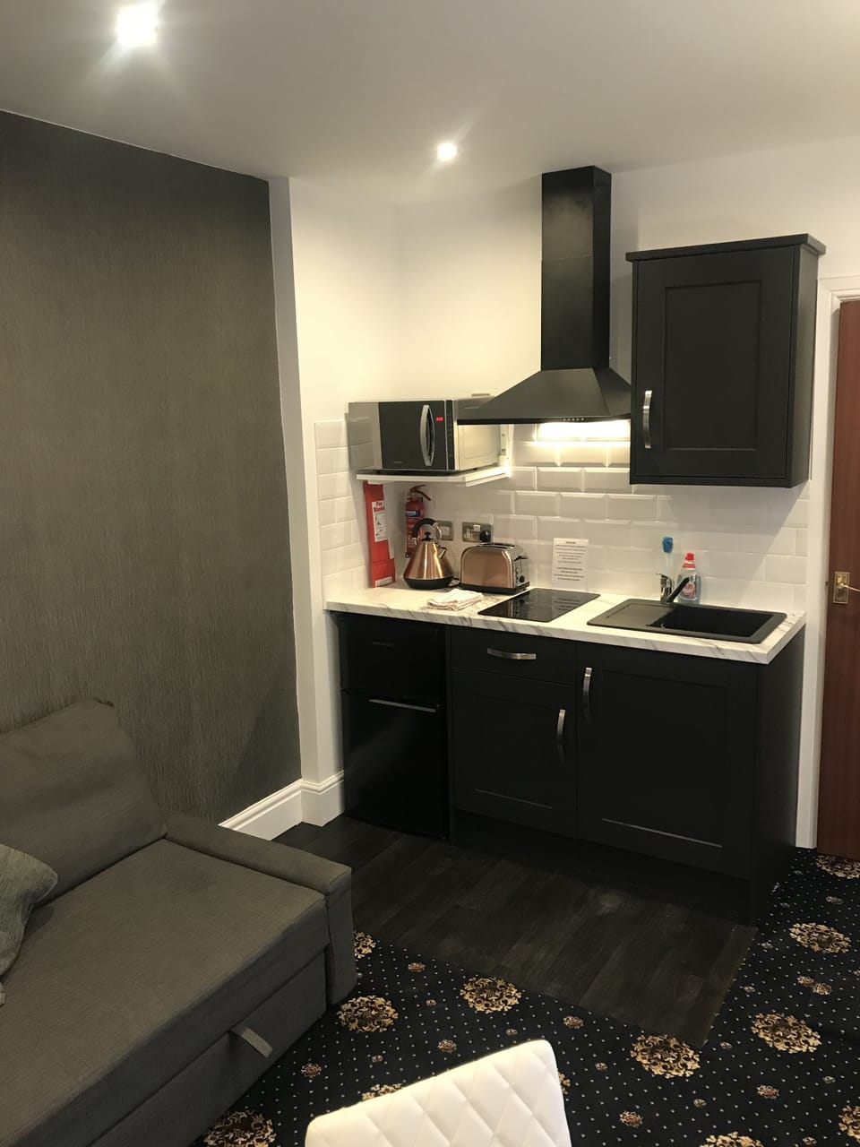 Private kitchenette