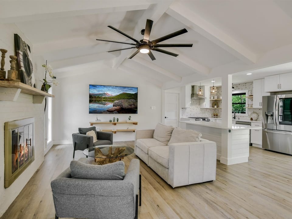 House, Multiple Beds, Pool Access, Garden View (Cherilliam Estate 9) | Living area | 42-inch flat-screen TV with digital channels