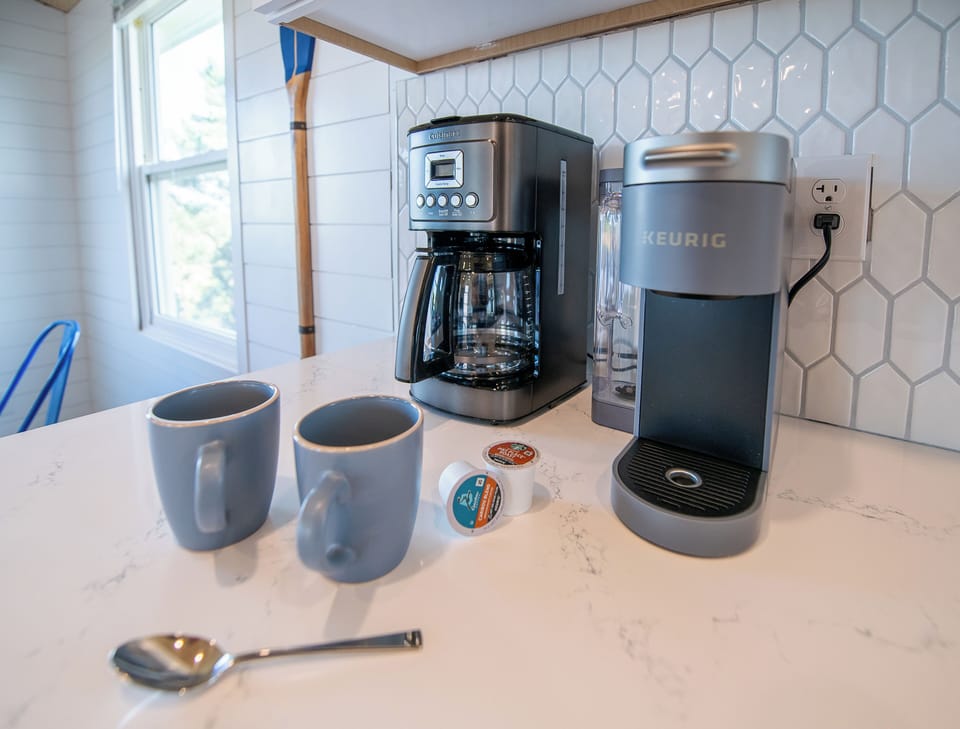 Coffee your way - traditional drip or single serve