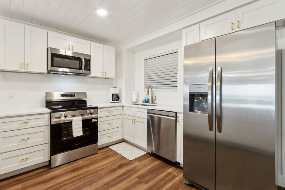 Kitchen (1)