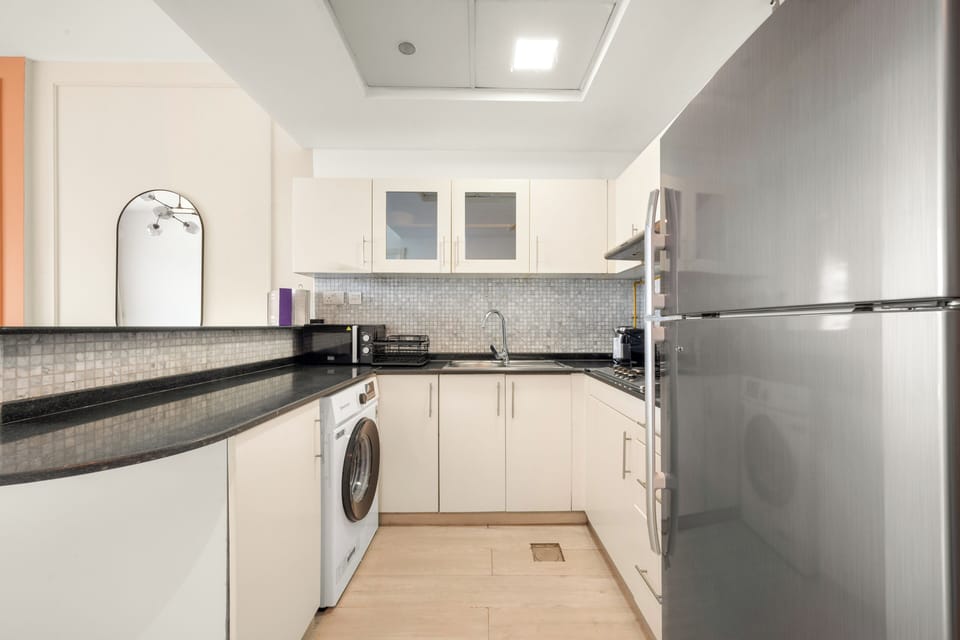 Comfort Apartment | Private kitchen | Fridge, microwave, oven, stovetop