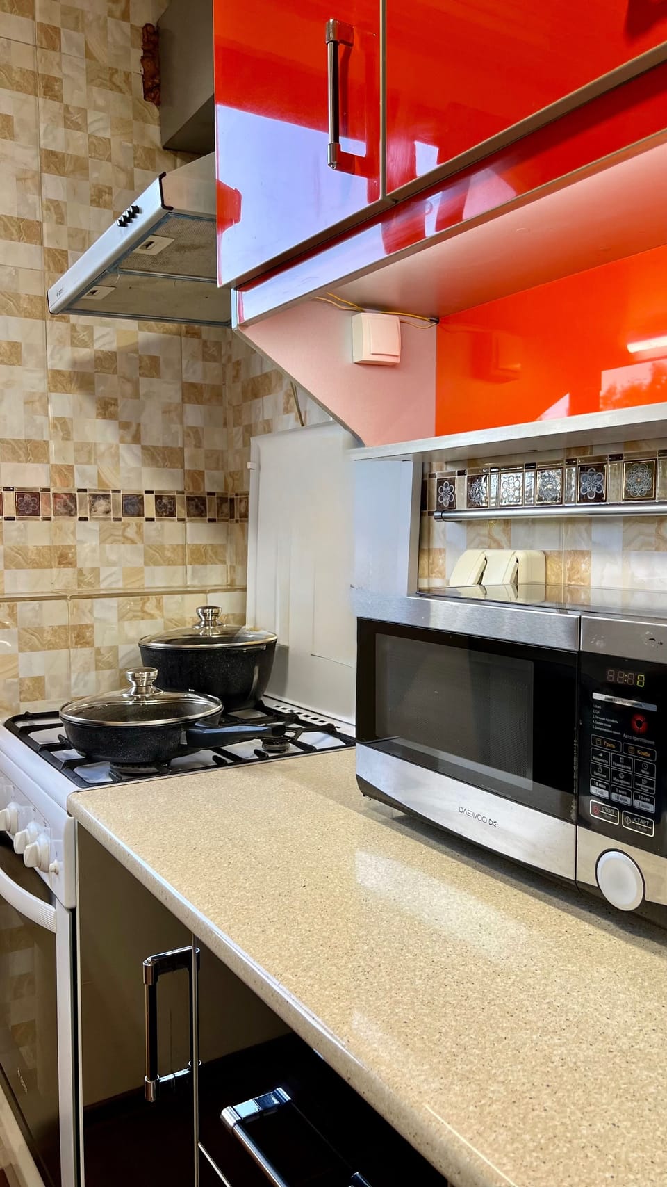Comfort Apartment, Balcony, City View | Private kitchen