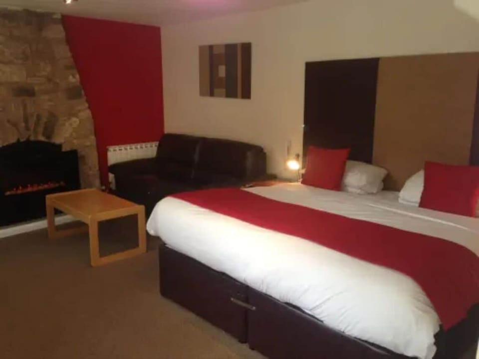 Superior Double Room | Iron/ironing board, free WiFi
