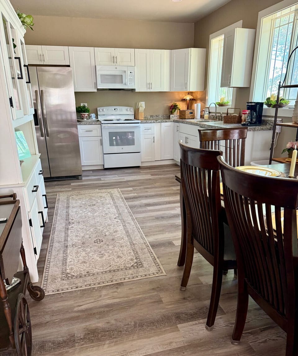 Large Kitchen Space