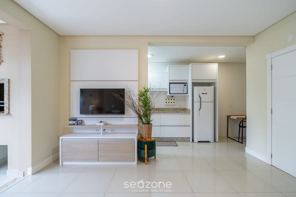 Basic Apartment | Interior