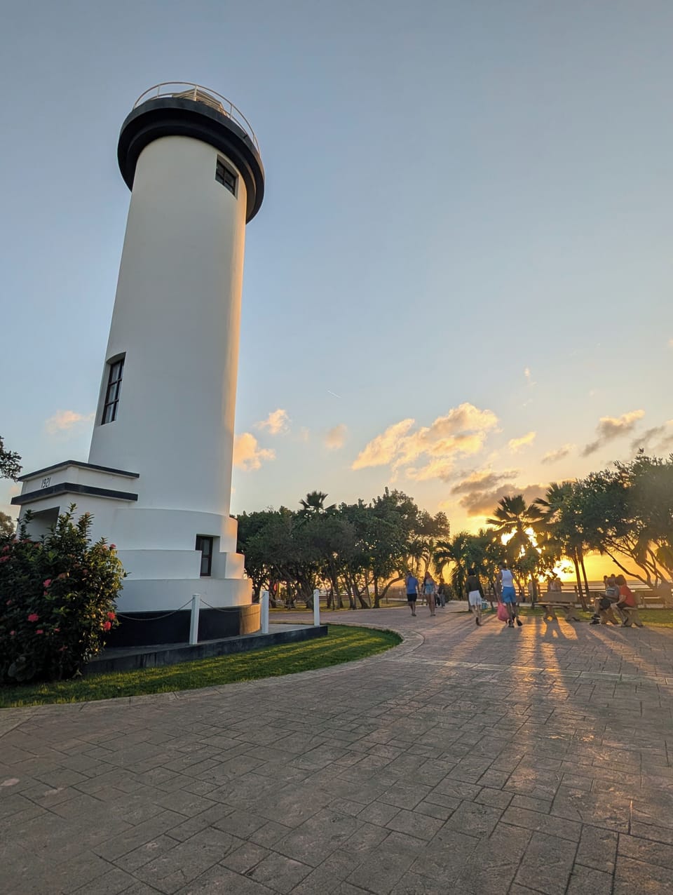 Rincon Lighthouses Park - 25 minute drive.