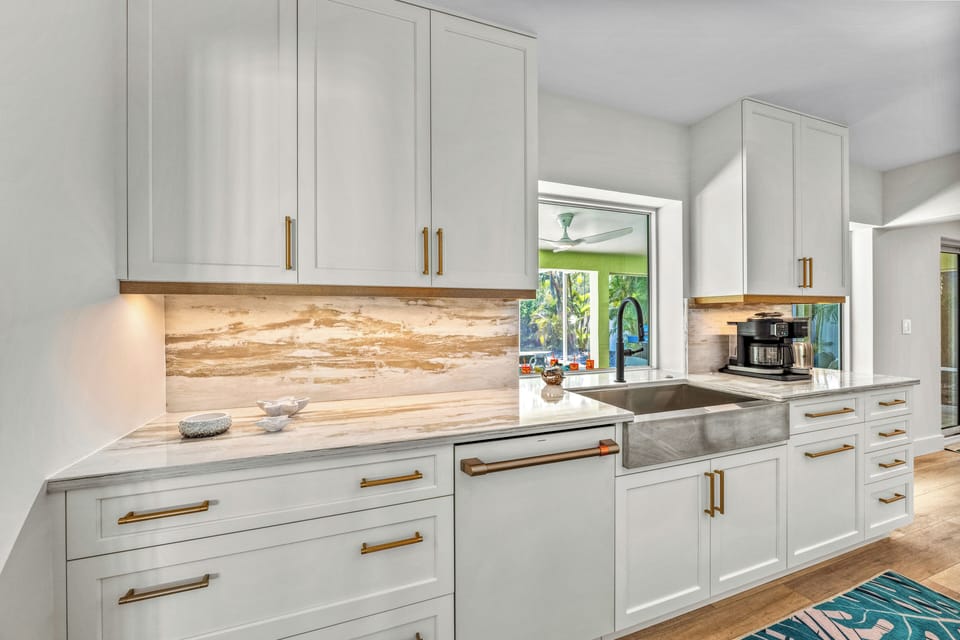 The stainless sink adds a luxury touch to your stay, whether washing up or prepping produce.