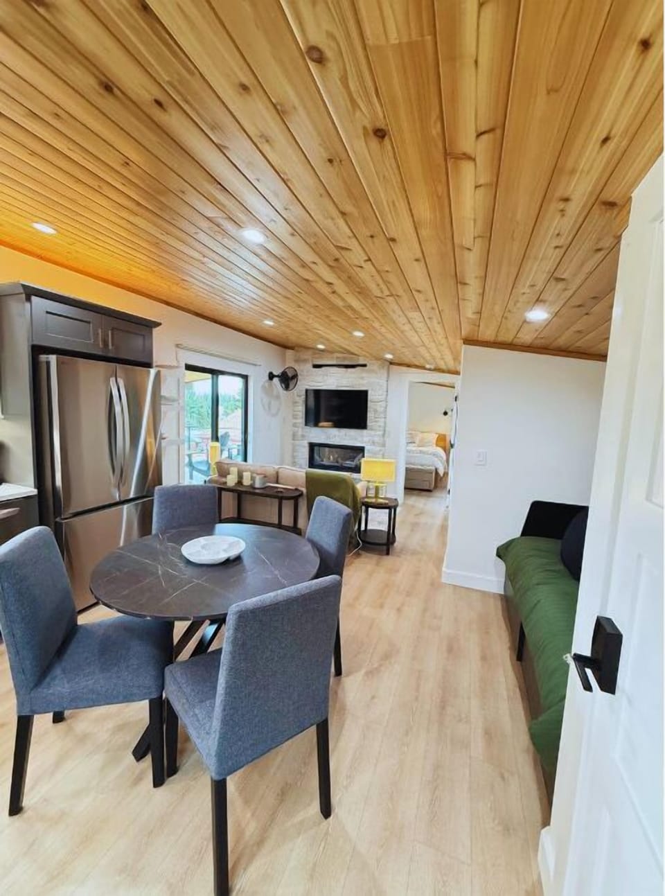 When you enter your condo, notice the sleek tongue and groove ceiling w/lighting