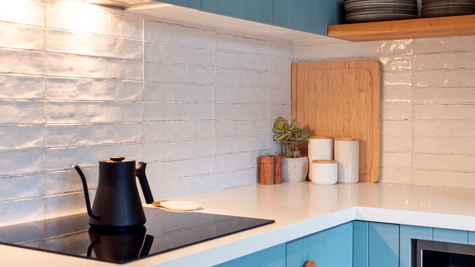 The Salty Perch | Kitchen | Induction cooktop | Microwave