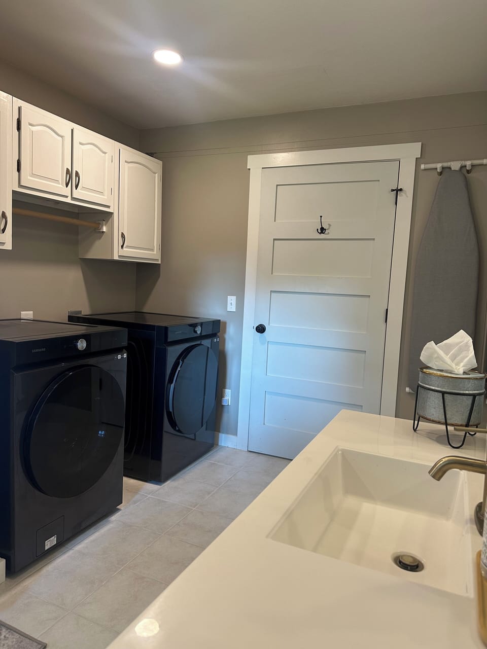 Bathroom 2 + Laundry