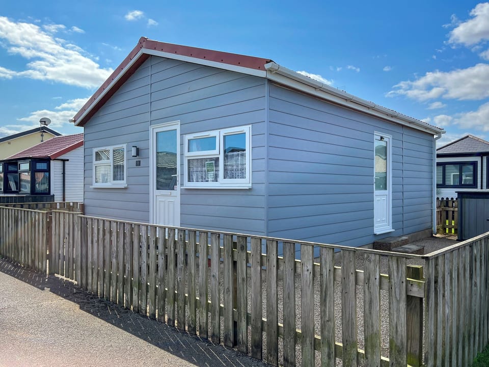 Exterior | Rosie&rsquo;s Cottage, Bridlington