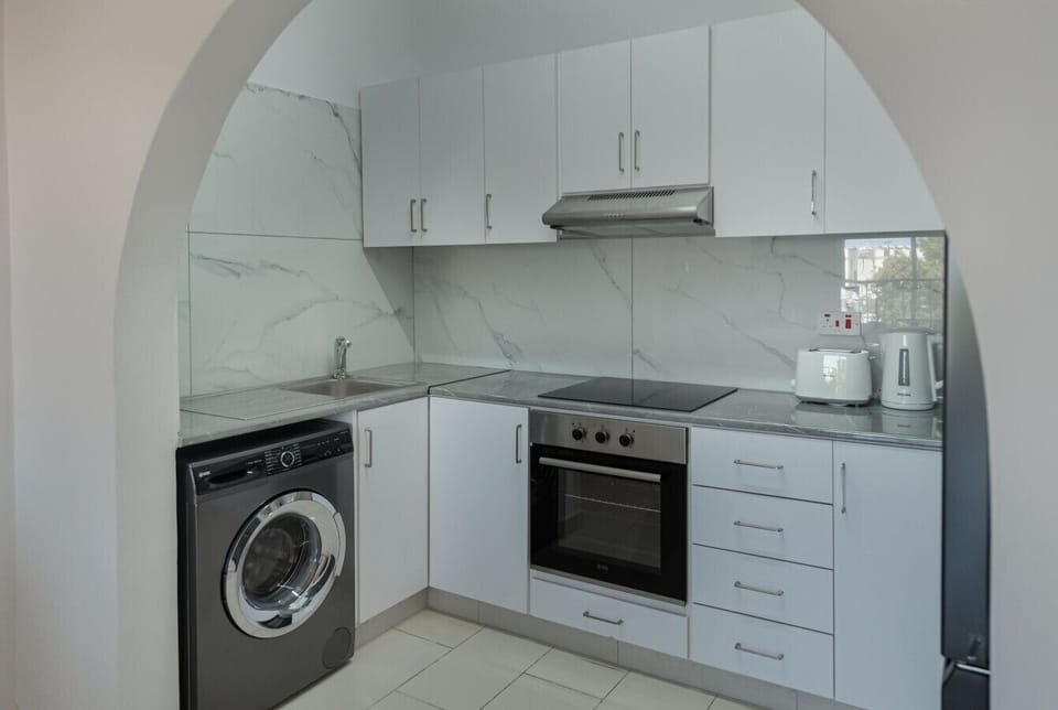 Modern kitchen!
