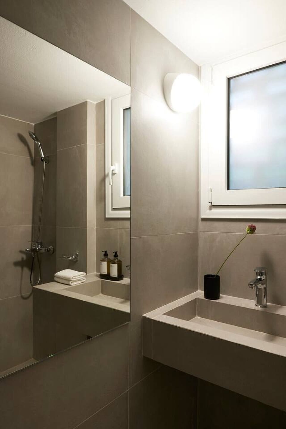 Modern Bathroom!