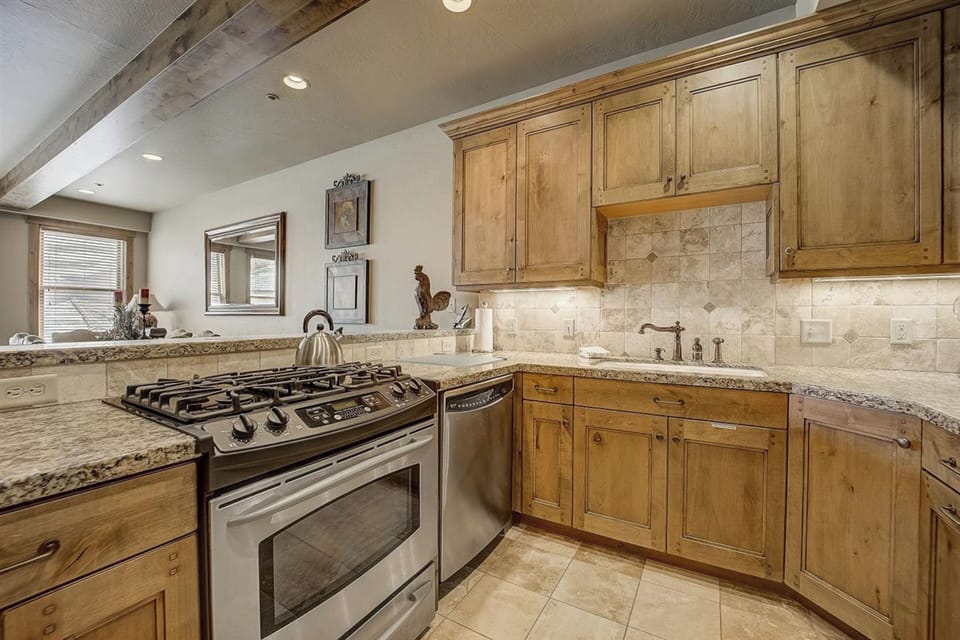 Kitchen. (Mont Cervin #21)