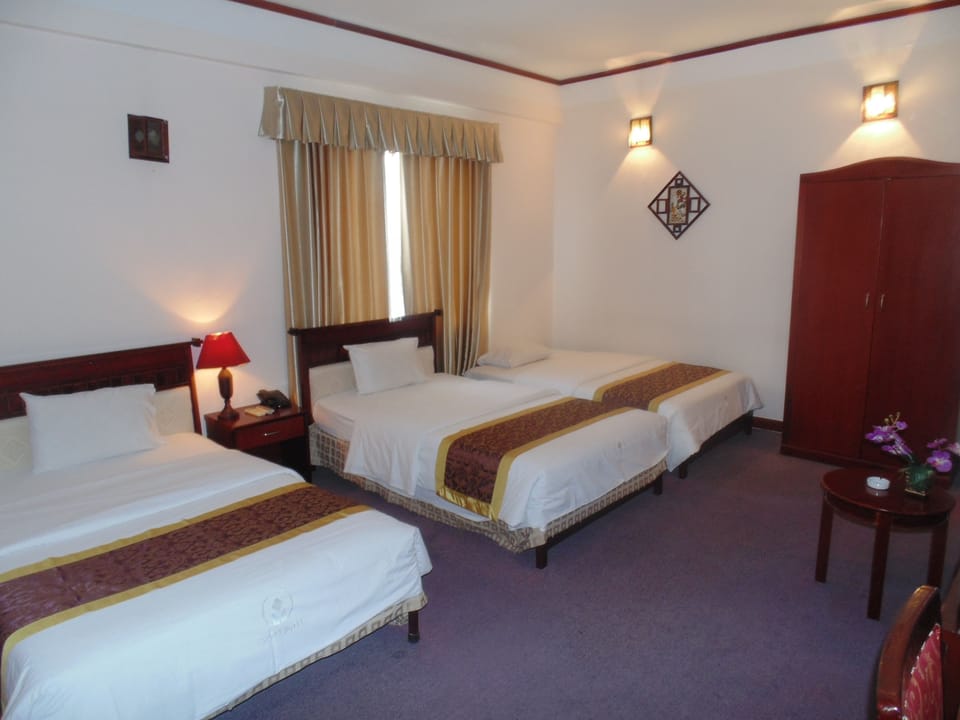 Superior Double Room | Minibar, in-room safe, desk, free cribs/infant beds