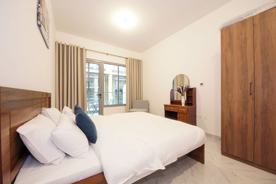 Apartment, City View | Laptop workspace, iron/ironing board, free WiFi