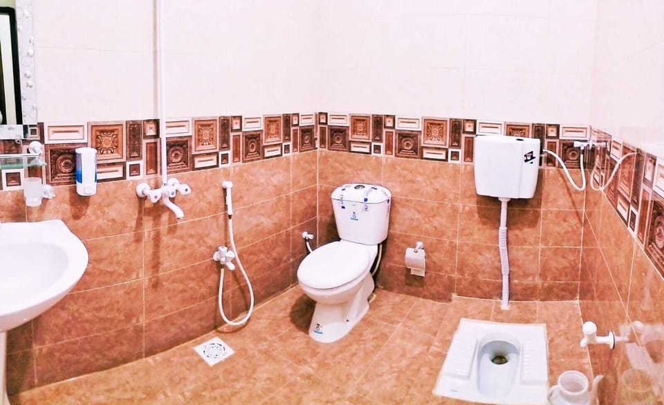 Shower, rainfall showerhead, eco-friendly toiletries, slippers